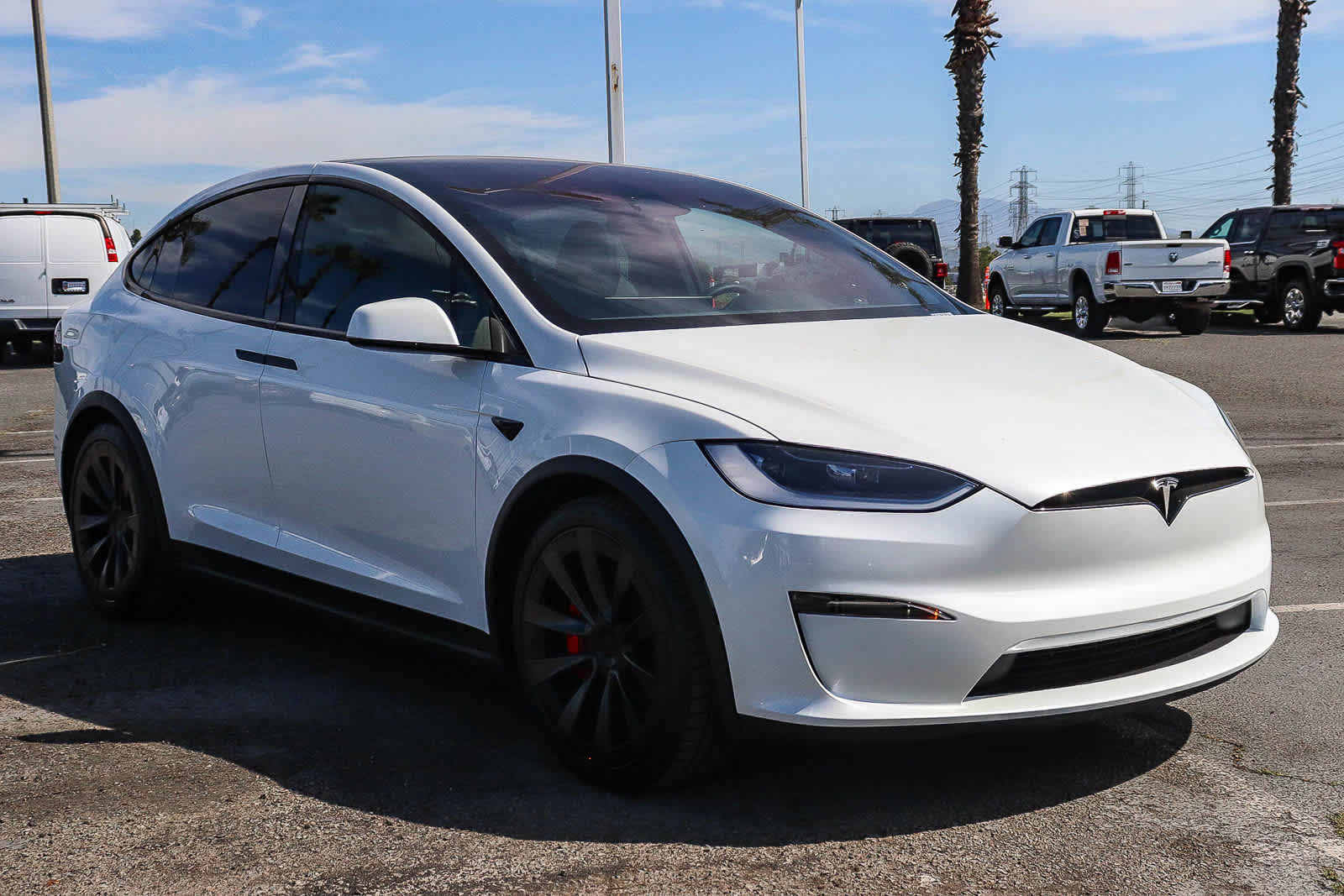Used 2023 Tesla Model X Plaid image 3