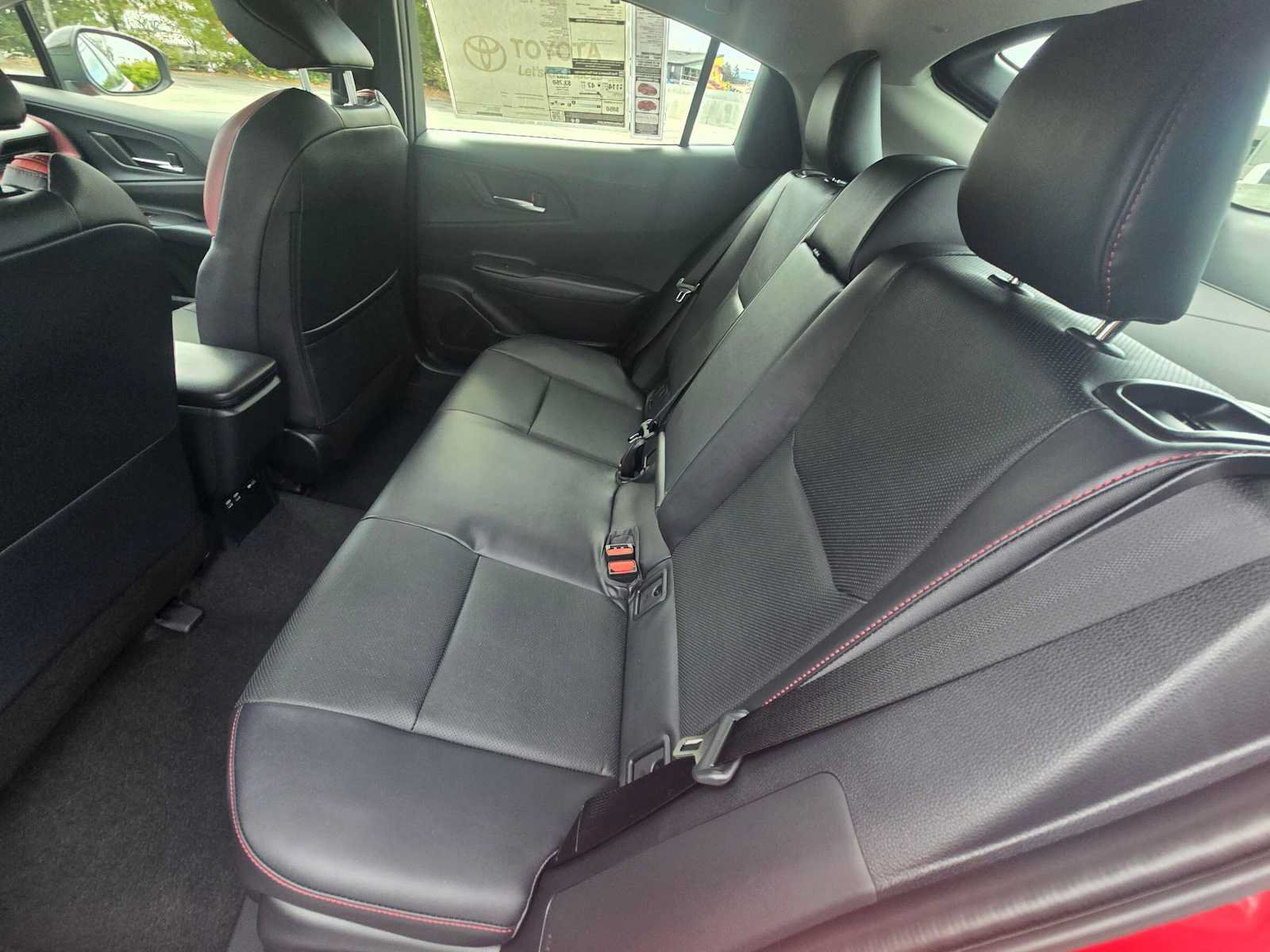 New 2027 Toyota Prius Plug-In Hybrid FWD image 16