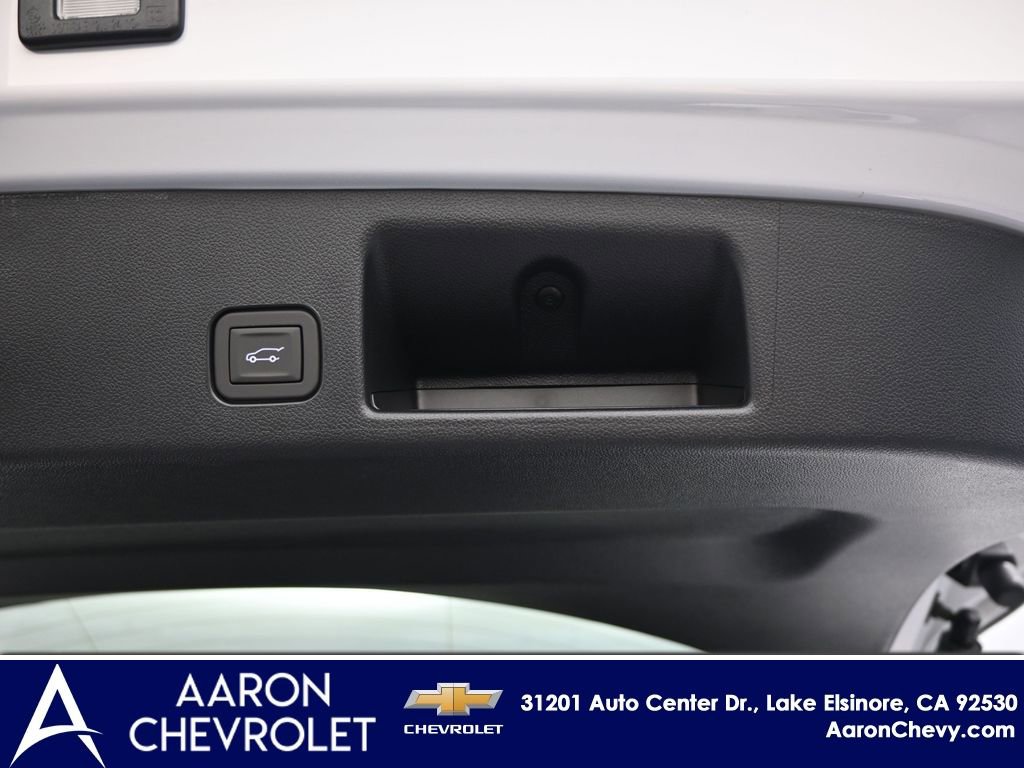 New 2026 Chevrolet Equinox EV LT w/ LPO, Blackout Package image 37