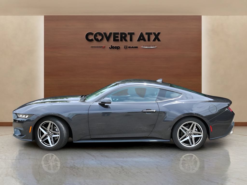 Used 2024 Ford Mustang Coupe RWD image 2
