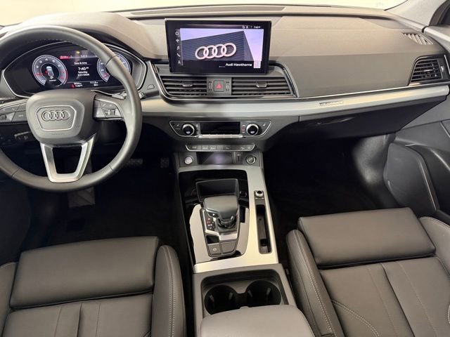 Used 2025 Audi Q5 2.0T Premium w/ Convenience Plus Package image 15