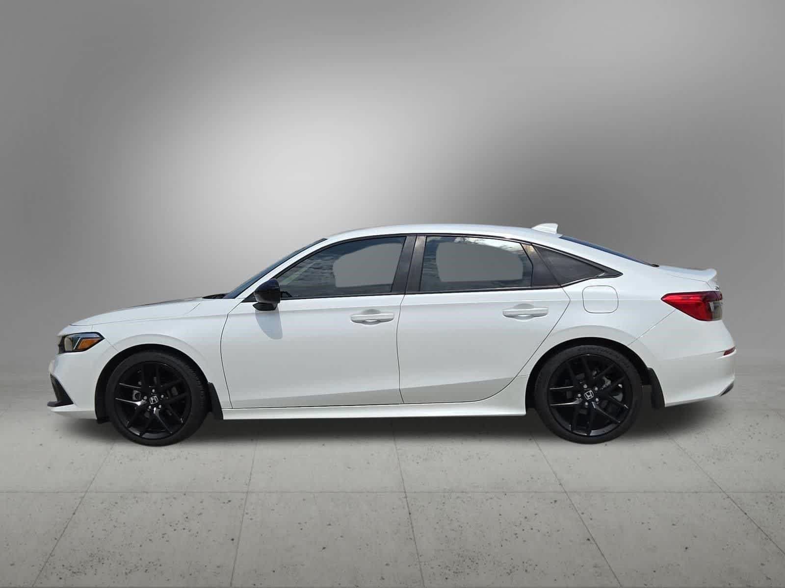 Used 2022 Honda Civic Sport image 3