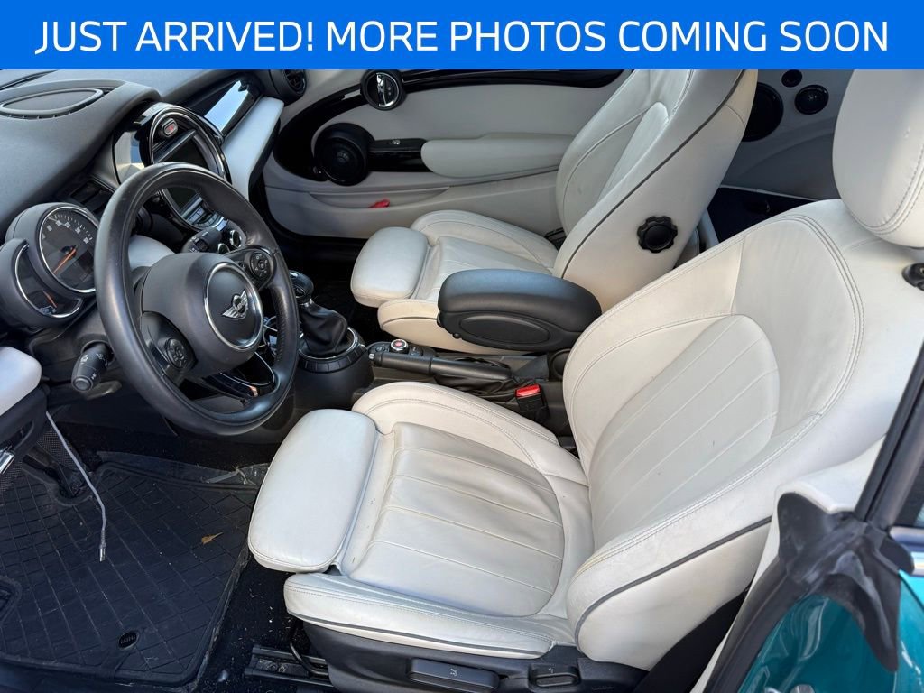 Used 2017 MINI Cooper Convertible image 3