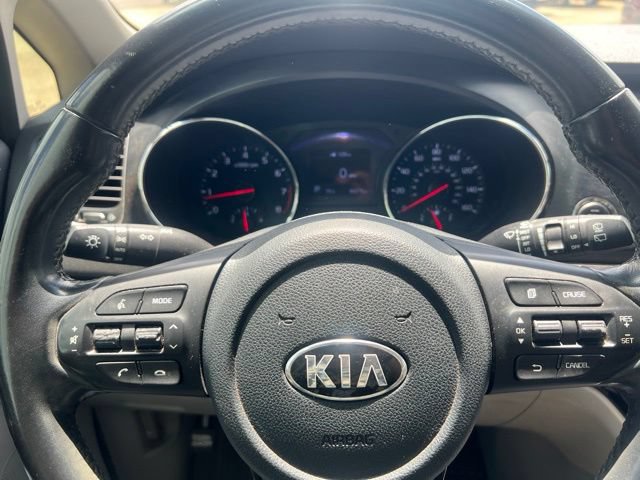 Used 2019 Kia Sedona EX FWD image 8