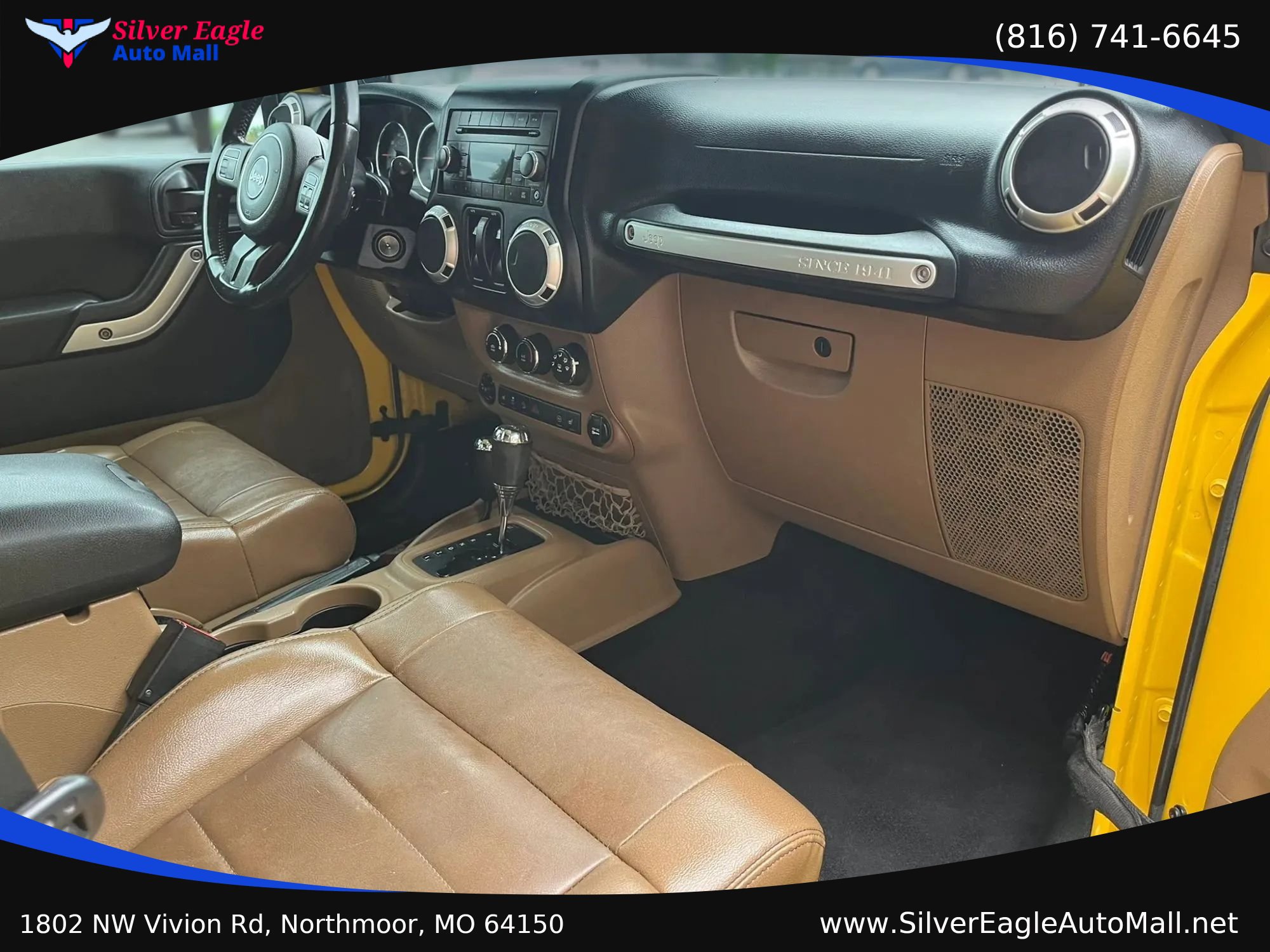 Used 2011 Jeep Wrangler Sahara AWD/4WD image 8