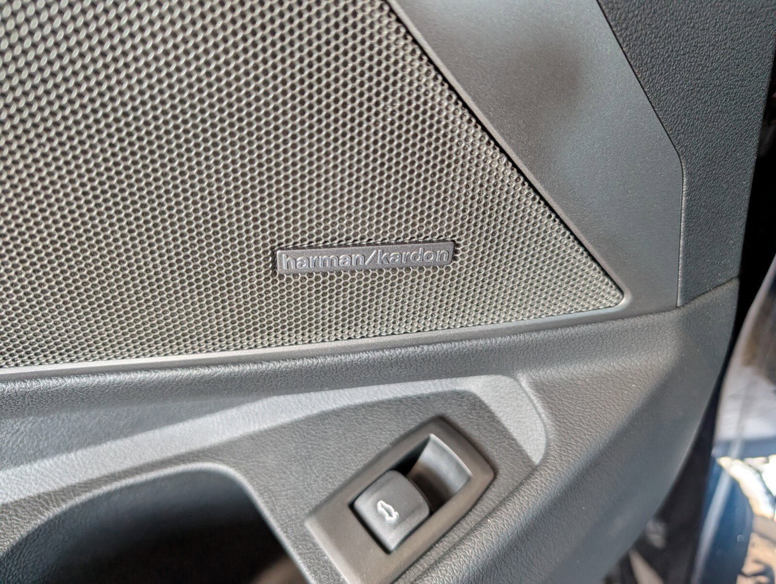 New 2026 BMW M340i xDrive w/ Premium Package image 19