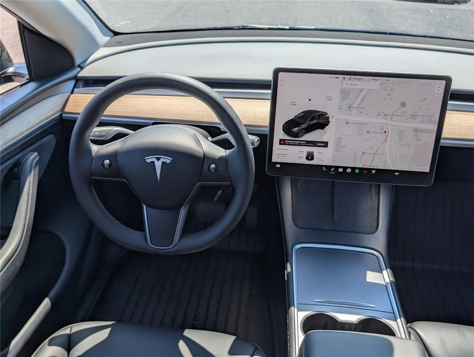 Used 2024 Tesla Model Y Long Range AWD/4WD image 16