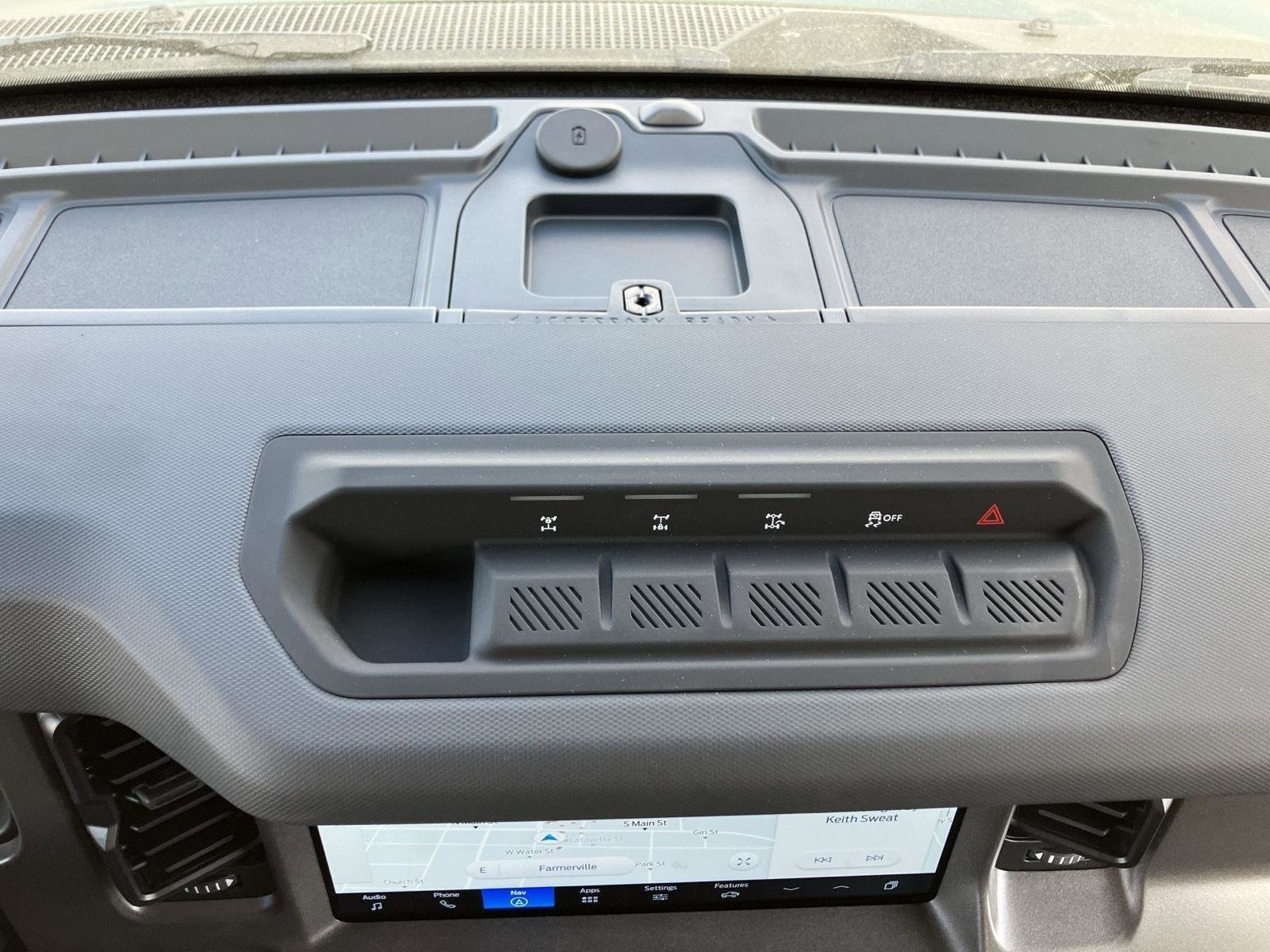 New 2025 Ford Bronco Big Bend w/ Black Diamond Package image 25