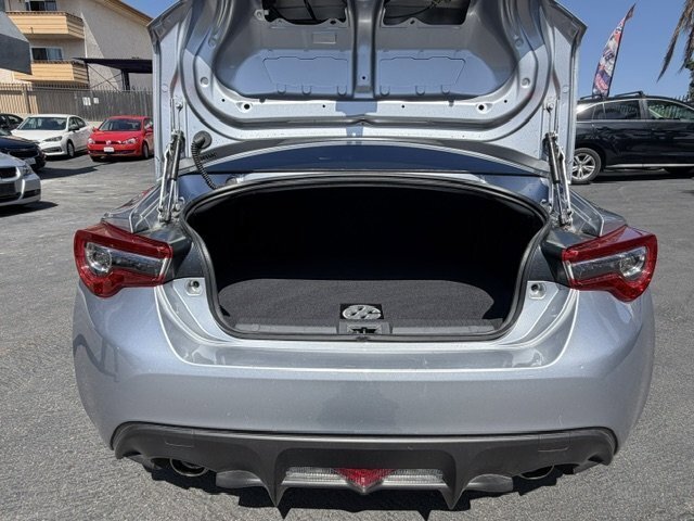 Used 2020 Toyota 86 RWD image 4