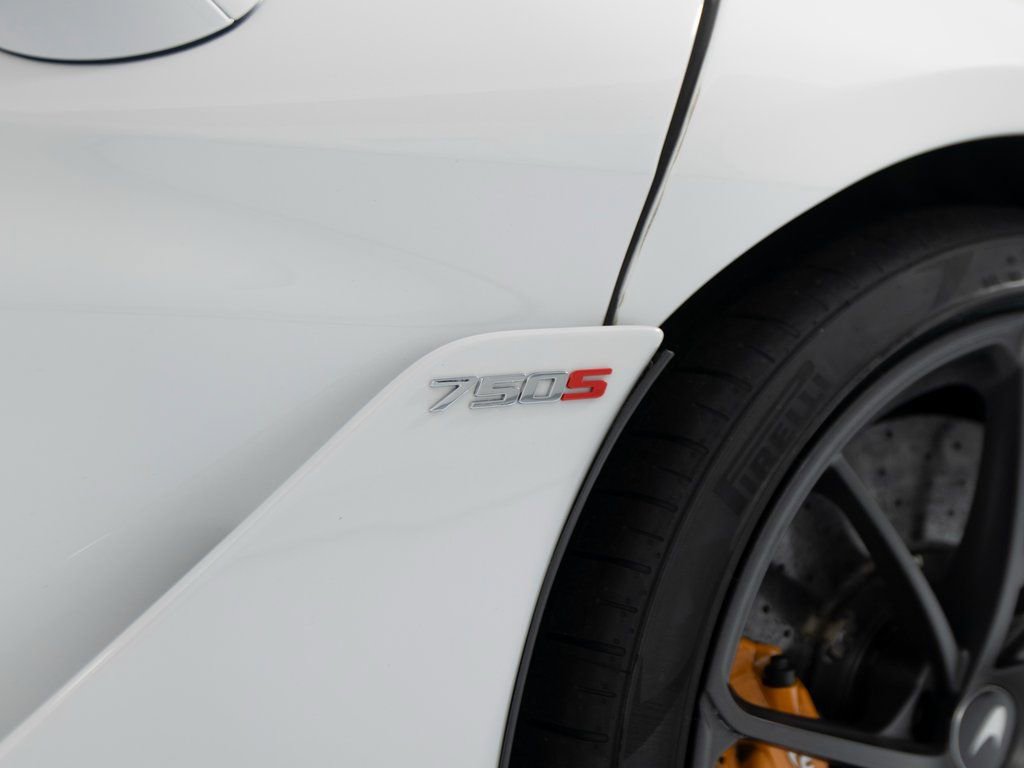 Used 2025 McLaren 750S image 37