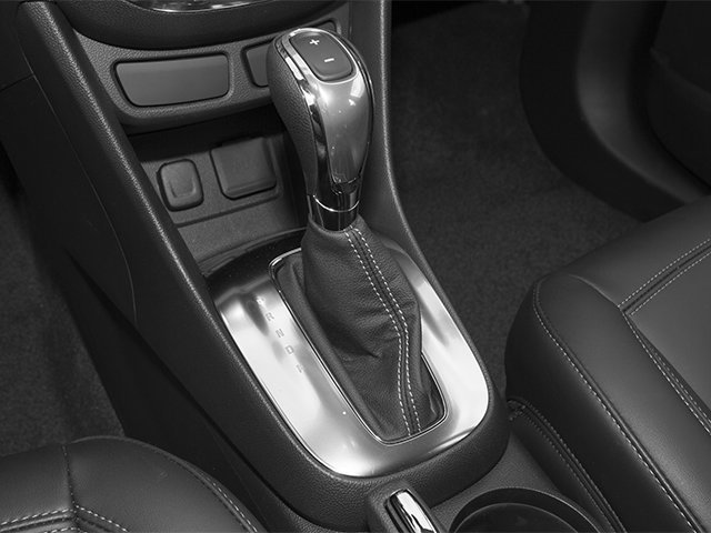 Used 2014 Buick Encore FWD image 13