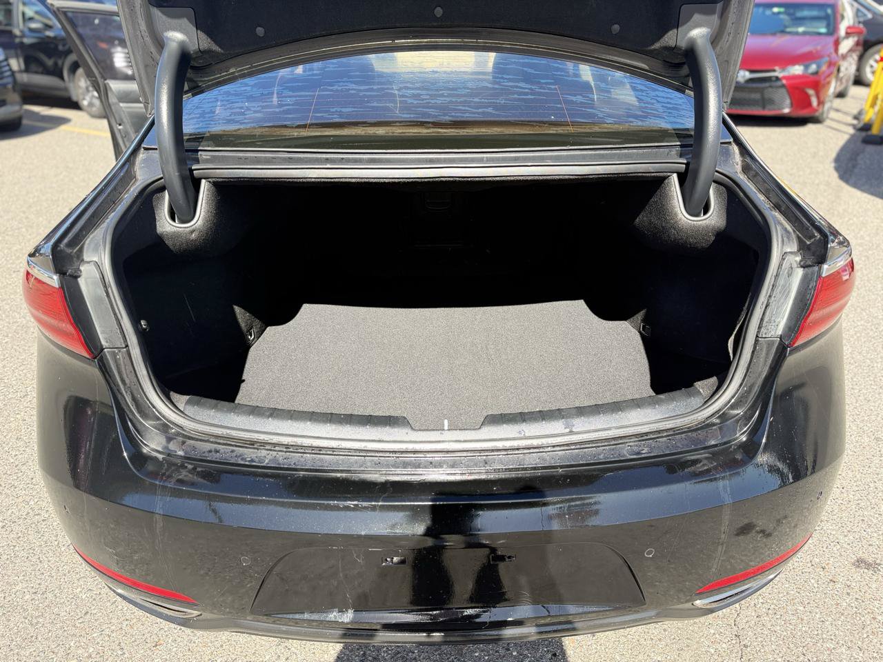 Used 2017 Kia Cadenza Technology FWD image 15