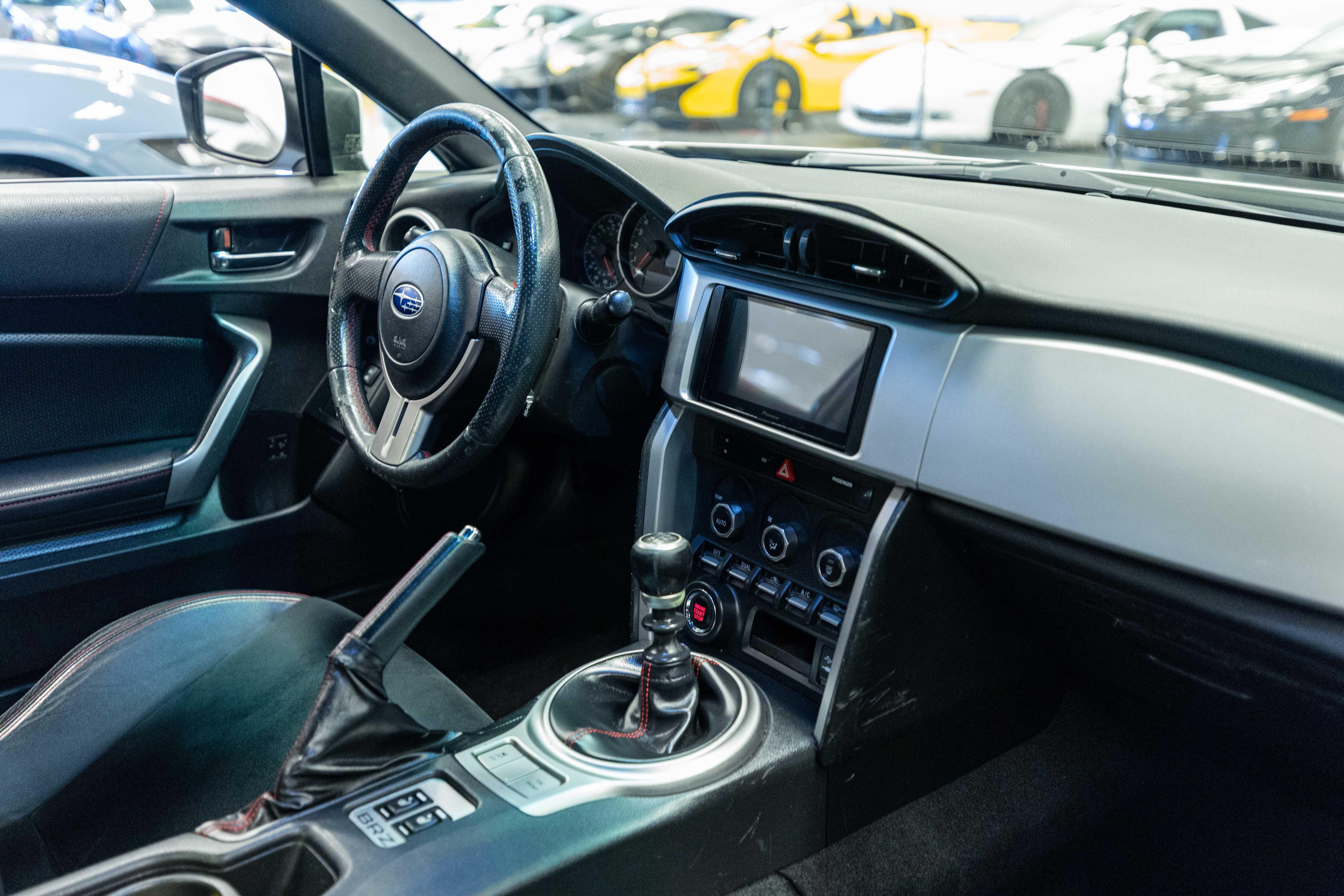 Used 2014 Subaru BRZ Limited w/ Popular Package #1B RWD image 12