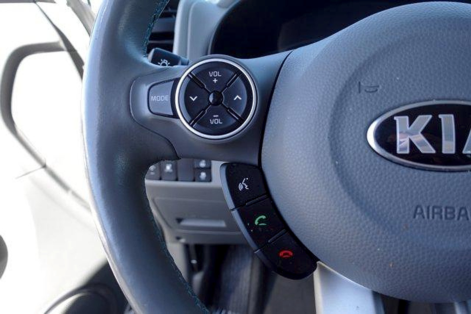 Used 2017 Kia Soul EV-e FWD image 15