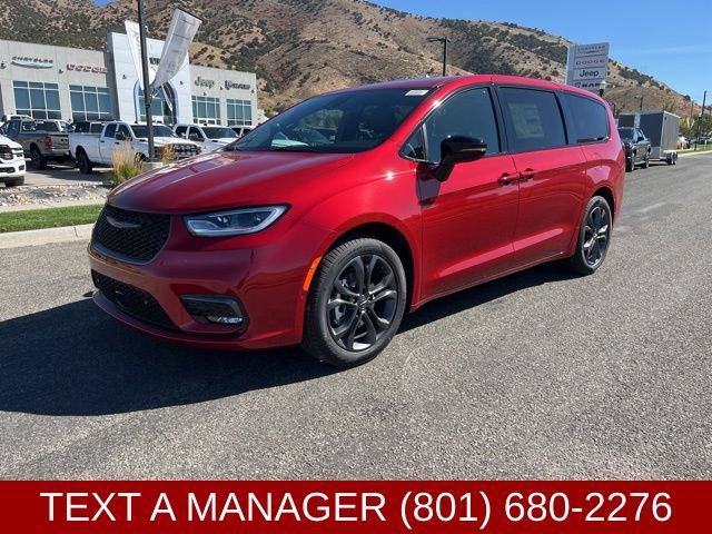 New 2026 Chrysler Pacifica Select FWD image 8