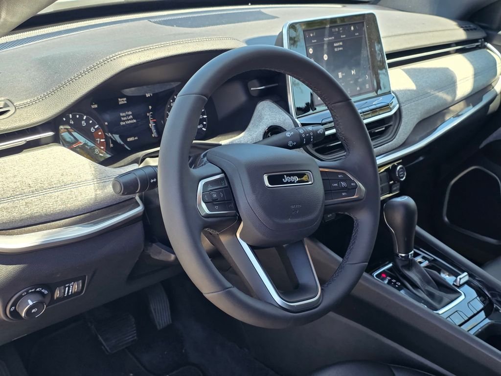 New 2026 Jeep Compass Latitude AWD/4WD image 7