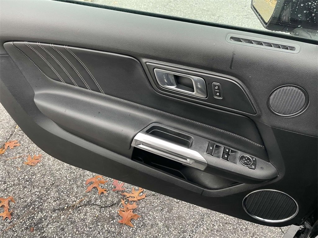 Used 2023 Ford Mustang Premium image 15