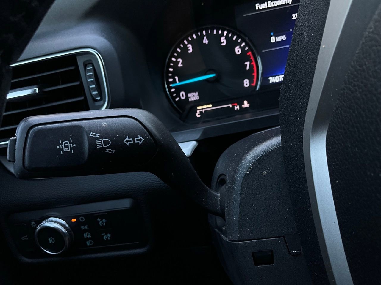 Used 2021 Ford Explorer XLT w/ Equipment Group 202A image 36