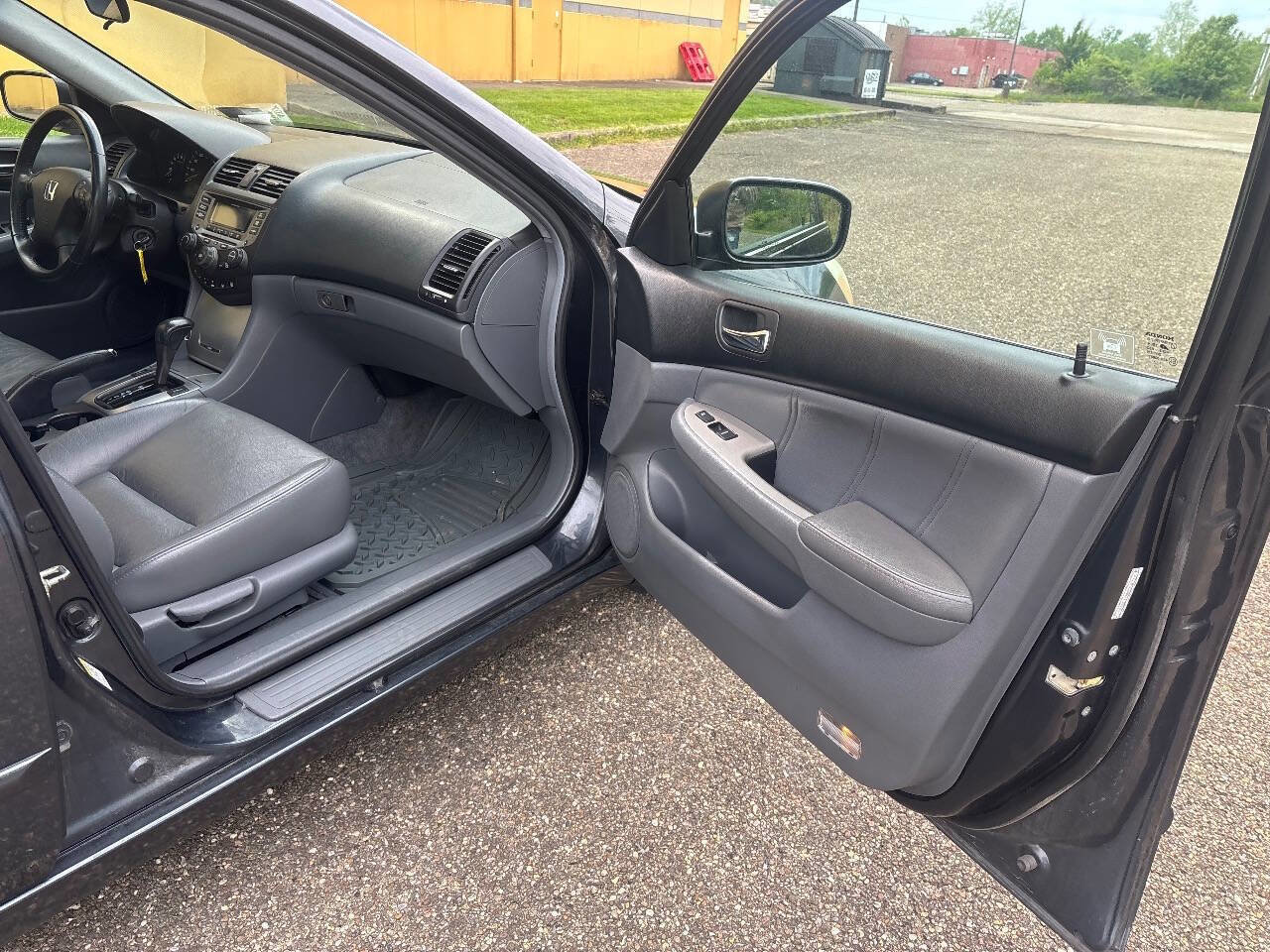Used 2006 Honda Accord EX-L image 17
