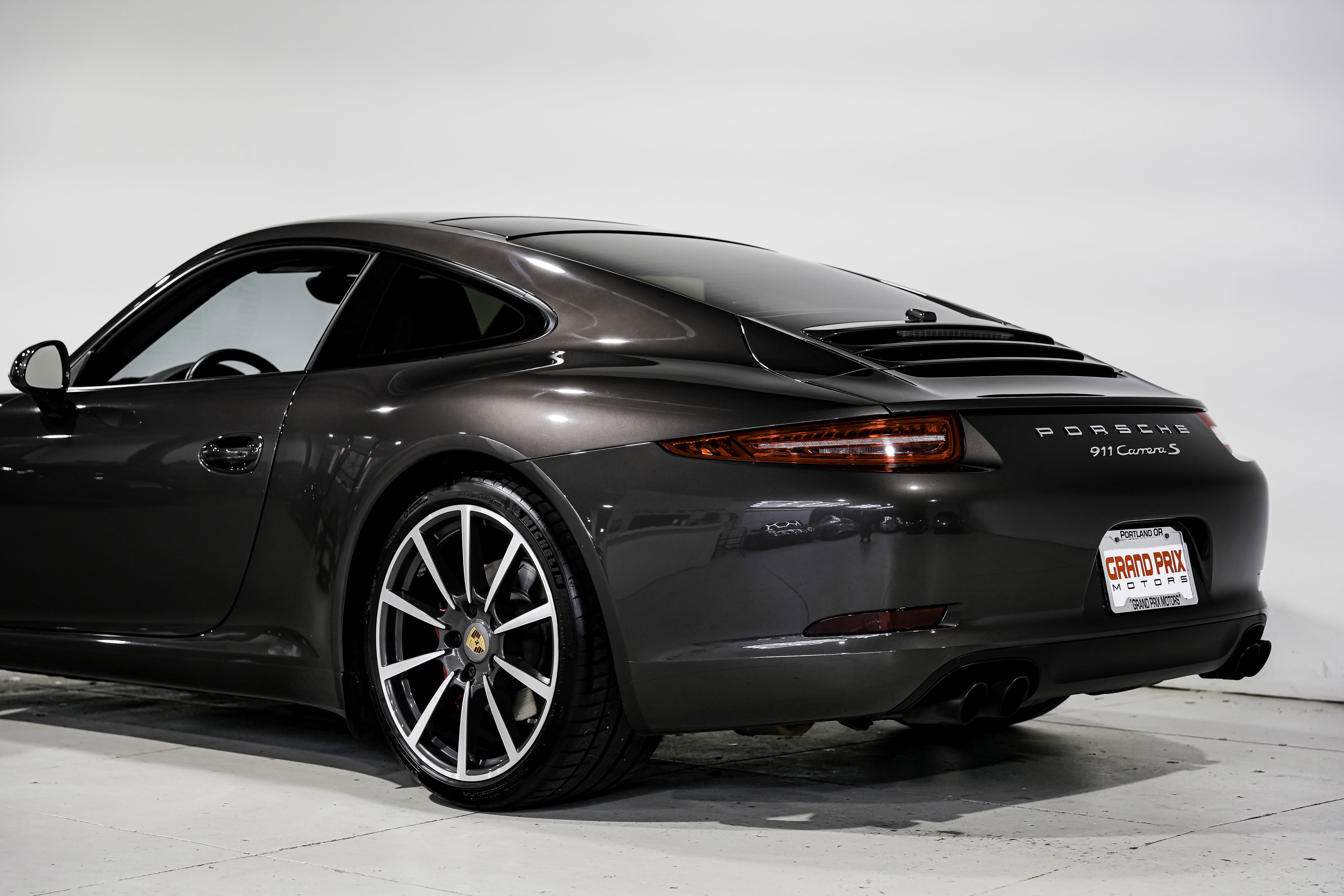 Used 2014 Porsche 911 Carrera S image 35