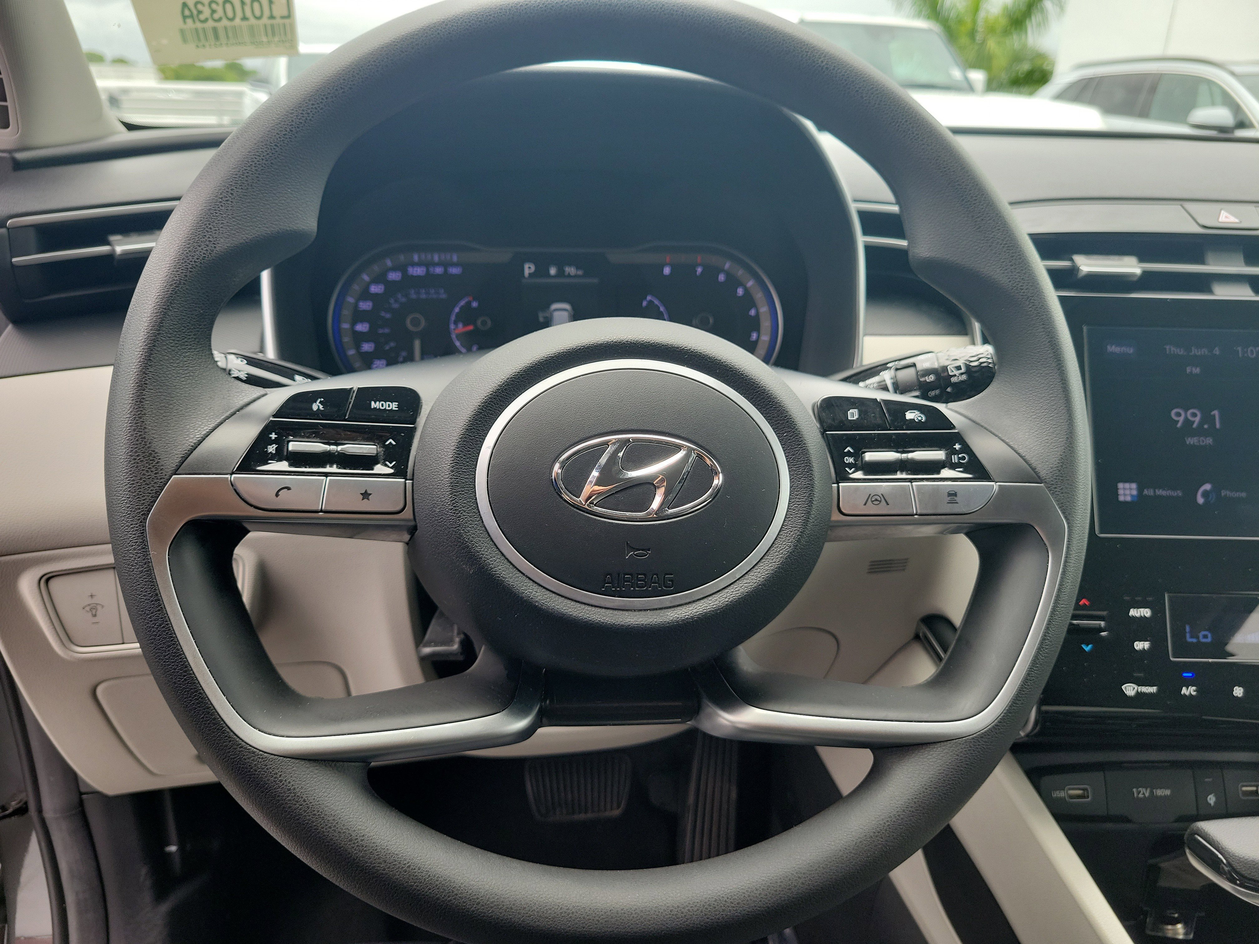 Used 2024 Hyundai Tucson SEL FWD image 25