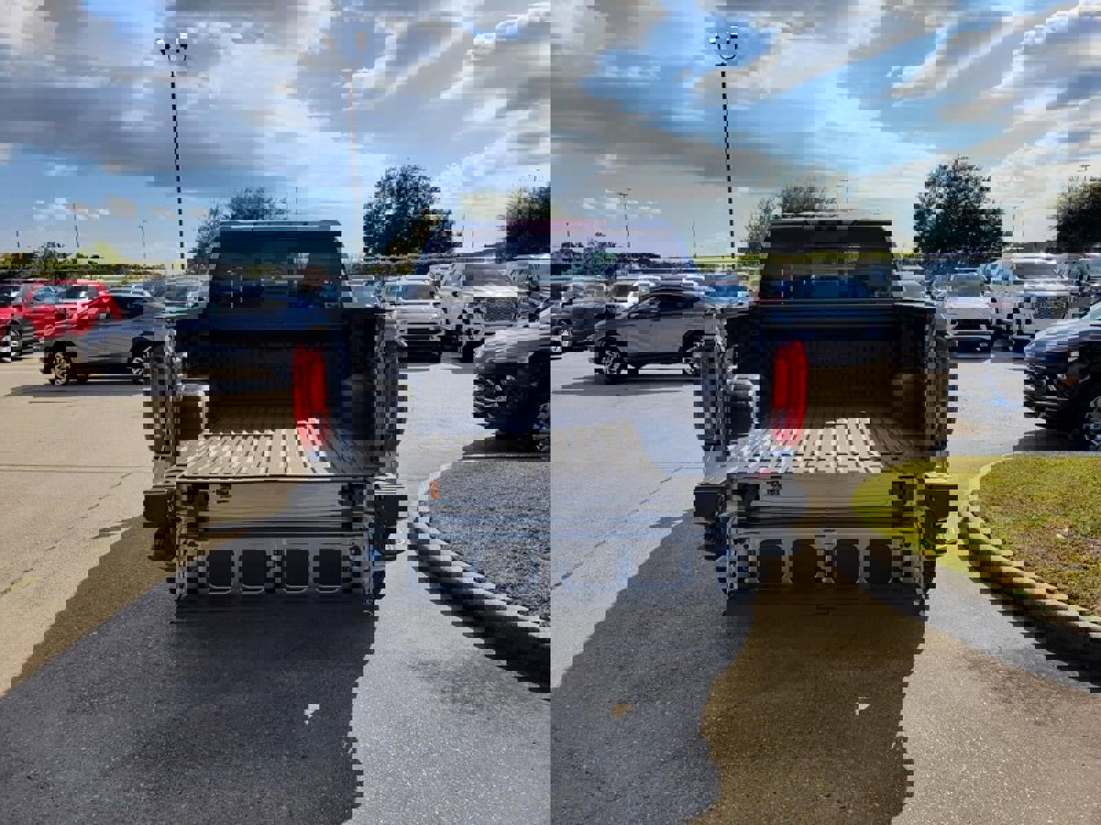 New 2026 GMC Sierra 1500 AT4 w/ AT4 Premium Package image 8