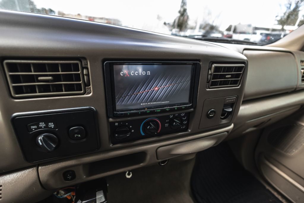 Used 2004 Ford F250 Lariat image 19
