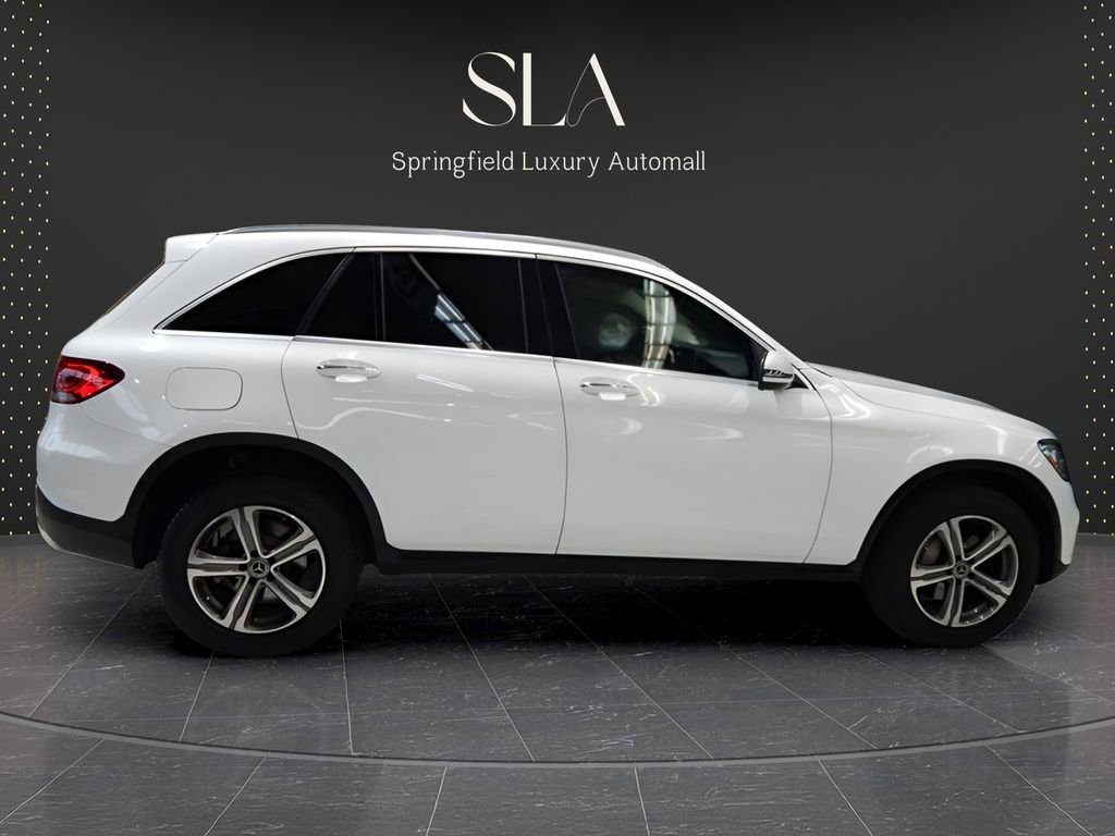 Used 2020 Mercedes-Benz GLC 300 4MATIC w/ Multimedia Package image 4