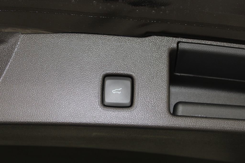 New 2026 Ford Escape ST-Line w/ Cold Weather Package image 26