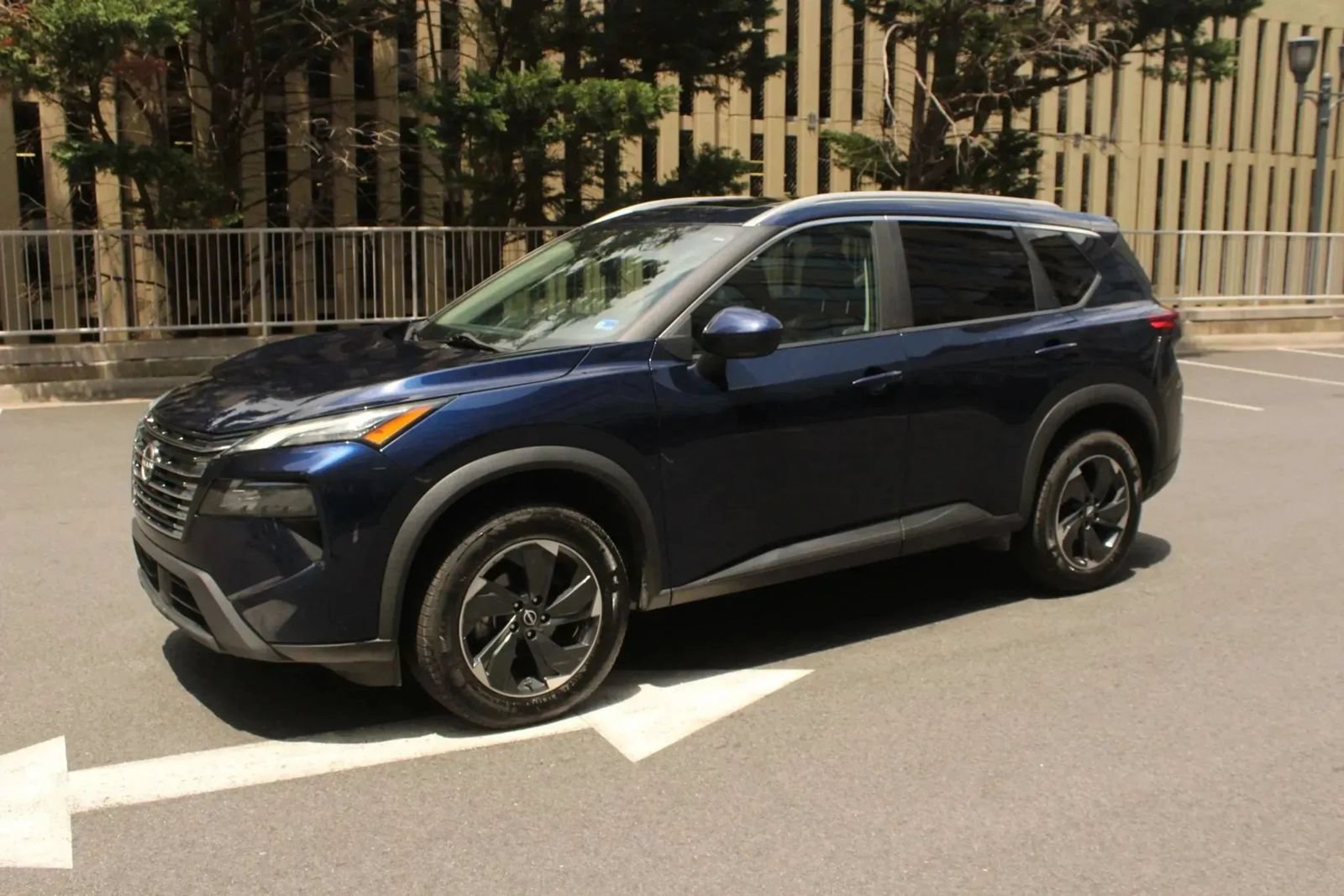 Used 2024 Nissan Rogue SV w/ SV Premium Package AWD/4WD image 23
