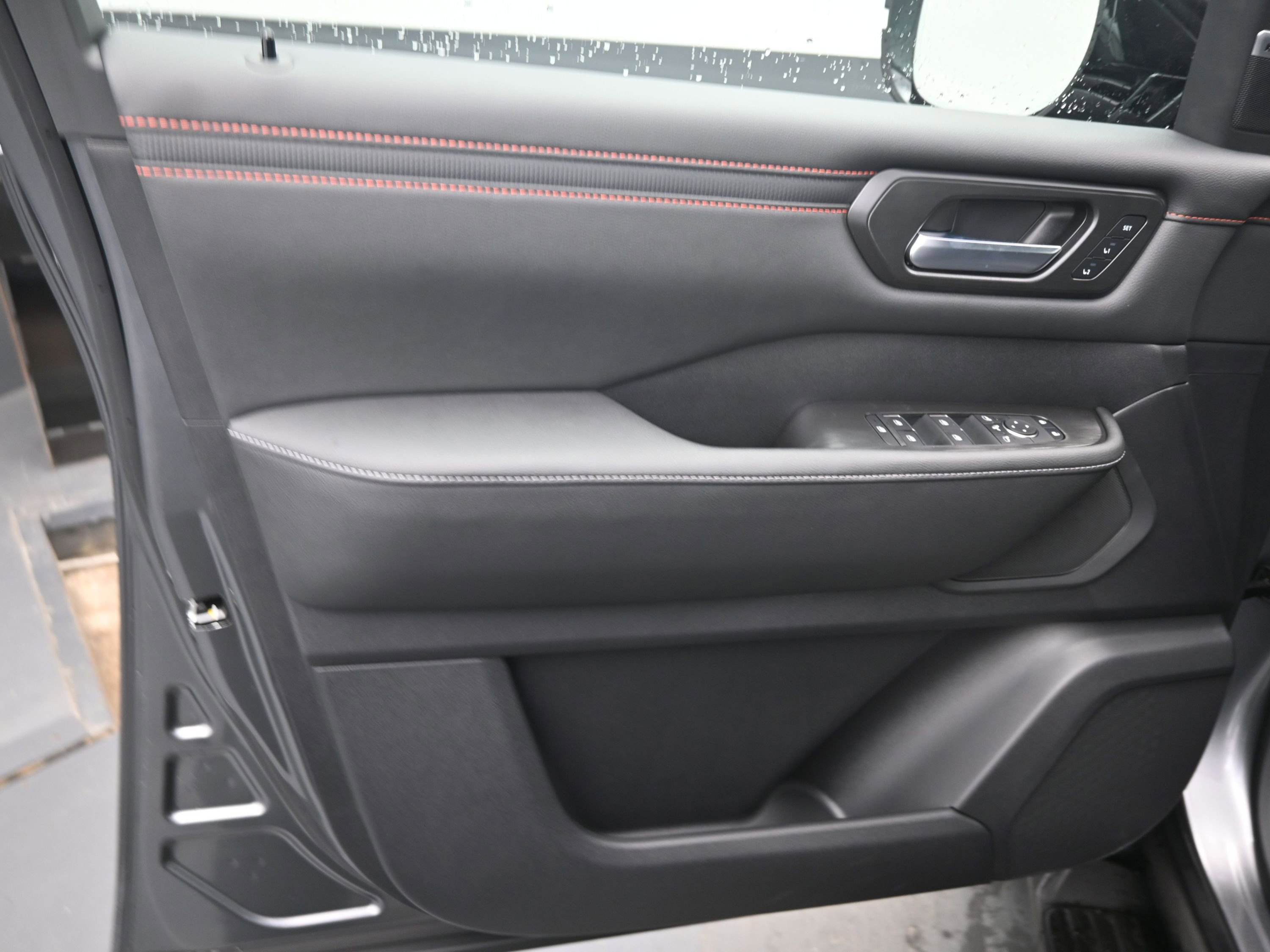 New 2026 Nissan Armada PRO-4X image 11