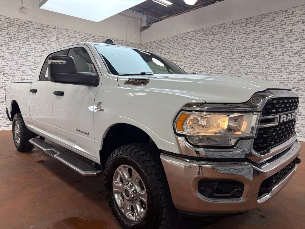 Used 2024 RAM 2500 Big Horn w/ Off Road Package AWD/4WD image 1