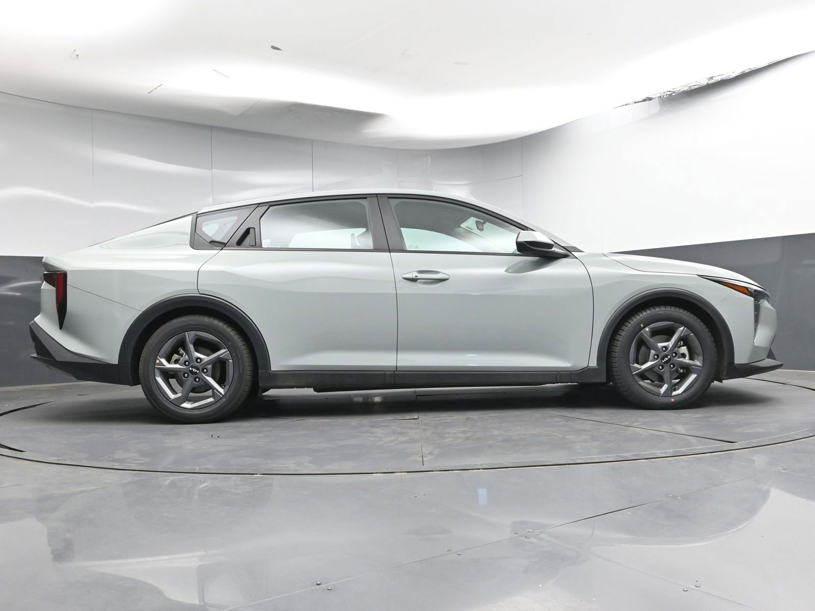 Used 2025 Kia K4 LXS FWD image 20