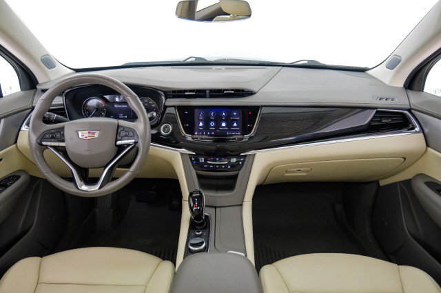 Used 2023 Cadillac XT6 Premium Luxury AWD/4WD image 12