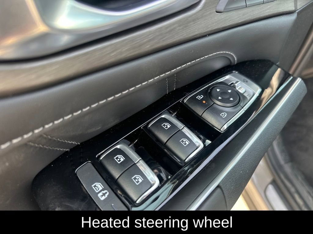 Used 2025 Kia Sorento SX image 13