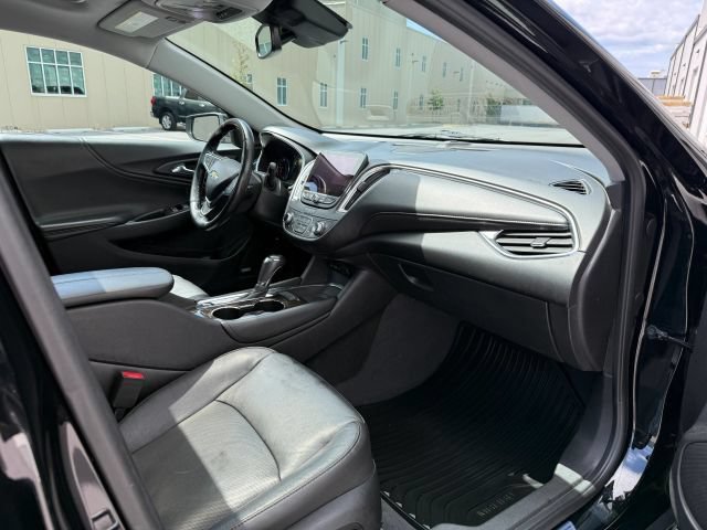 Used 2020 Chevrolet Malibu Premier FWD image 20