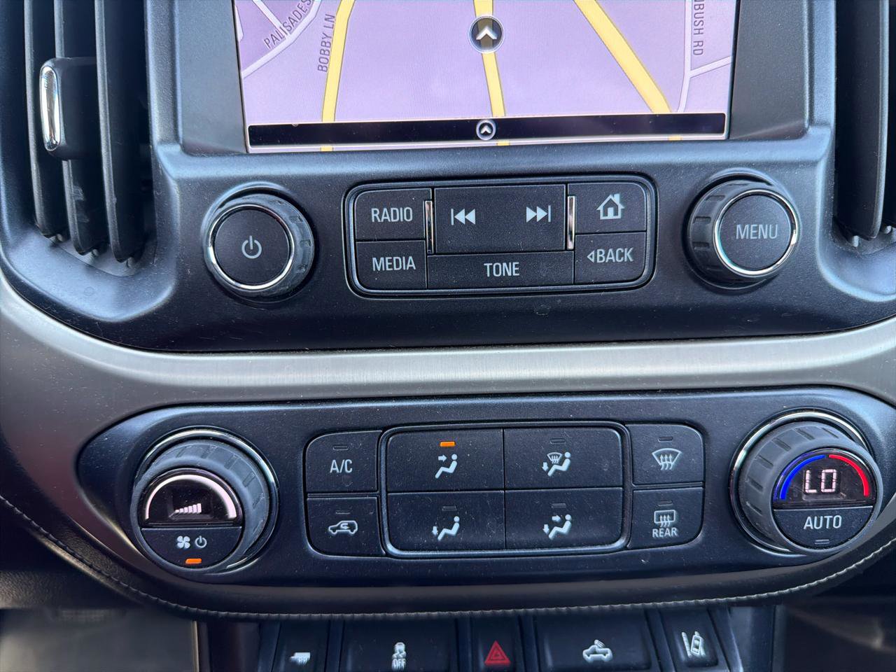 Used 2018 GMC Canyon Denali image 22