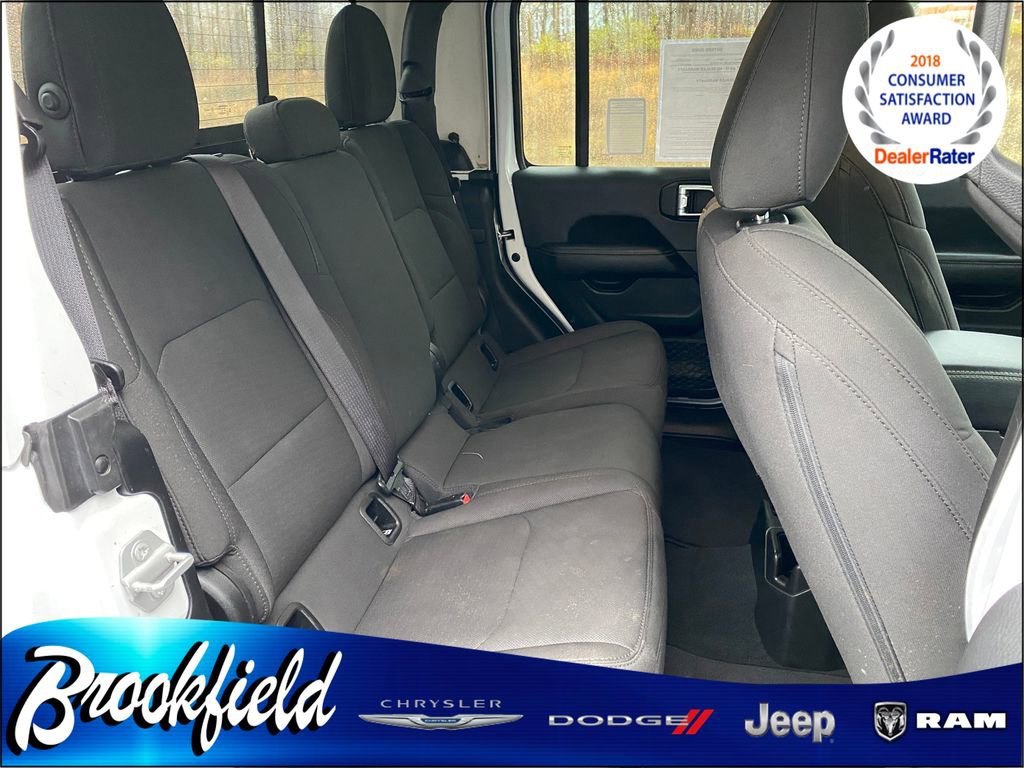 Used 2023 Jeep Gladiator Overland image 21
