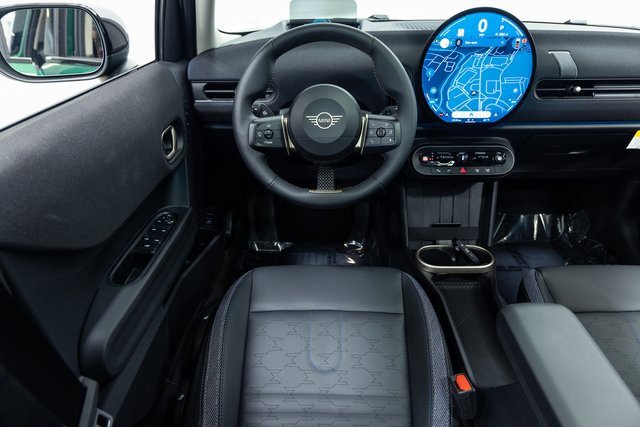Certified 2025 MINI Cooper S image 3