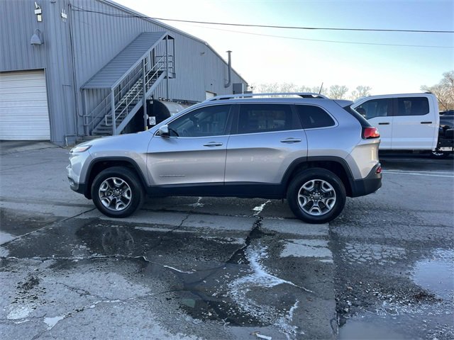 Used 2017 Jeep Cherokee Latitude w/ Safety/Convenience Group image 6
