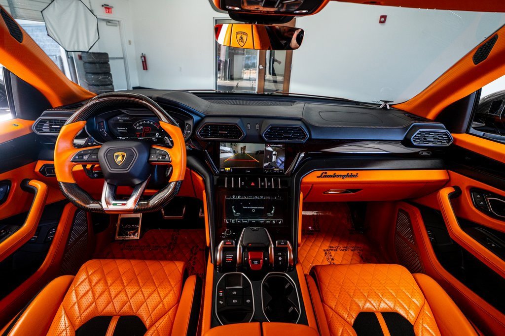 Used 2022 Lamborghini Urus image 77