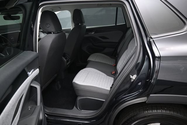 Used 2025 Volkswagen Tiguan S AWD/4WD image 25
