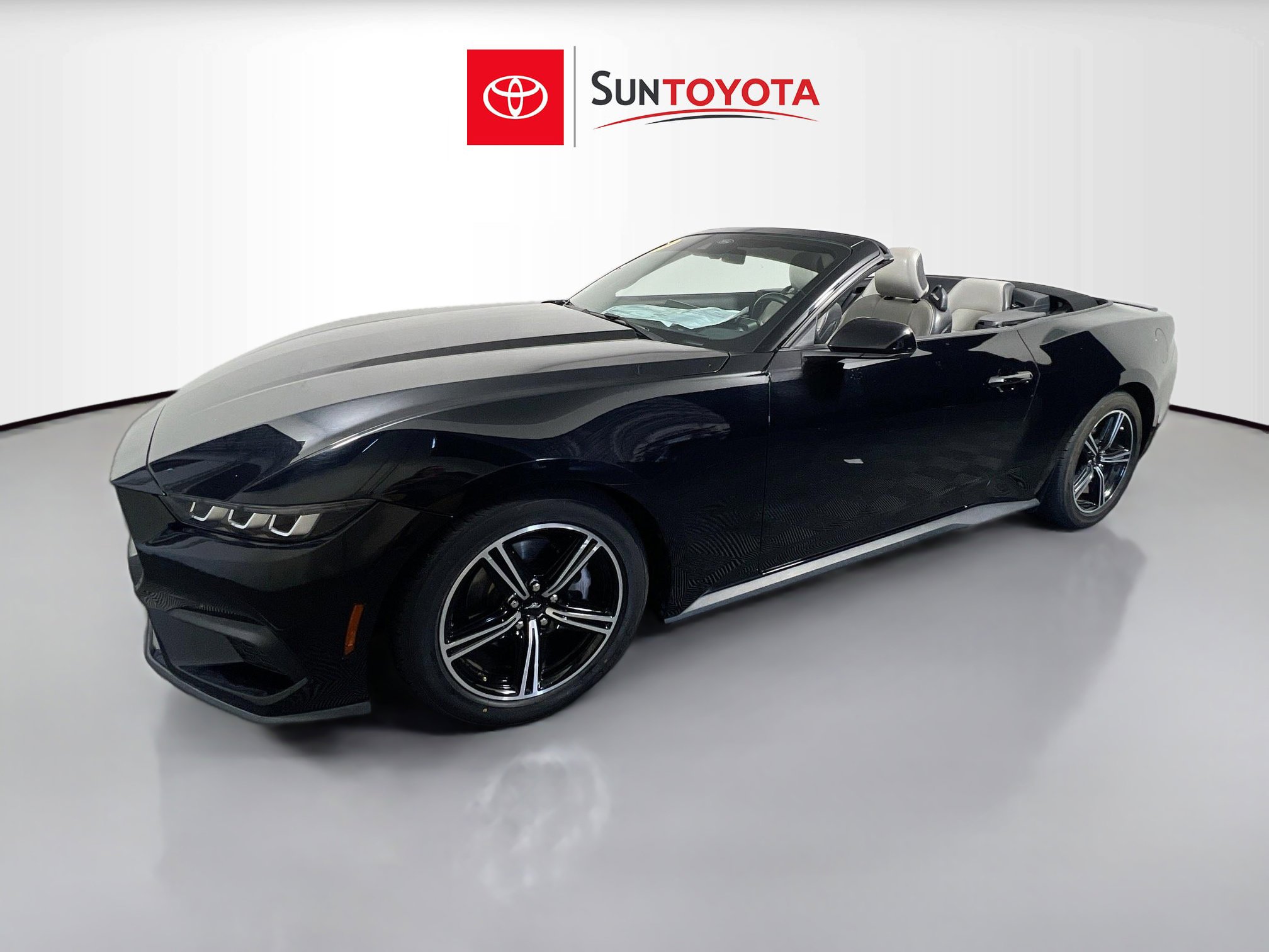 Used 2024 Ford Mustang Premium RWD image 40