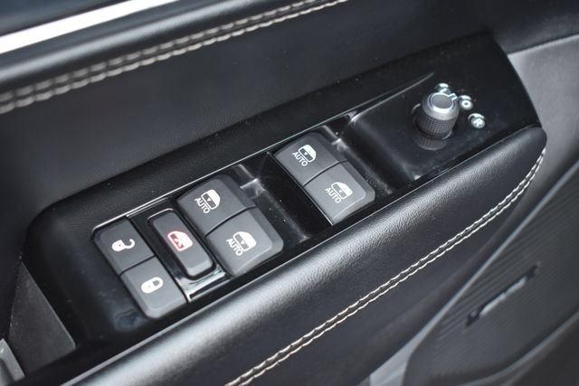 Used 2024 Jeep Wagoneer Series II AWD/4WD image 21