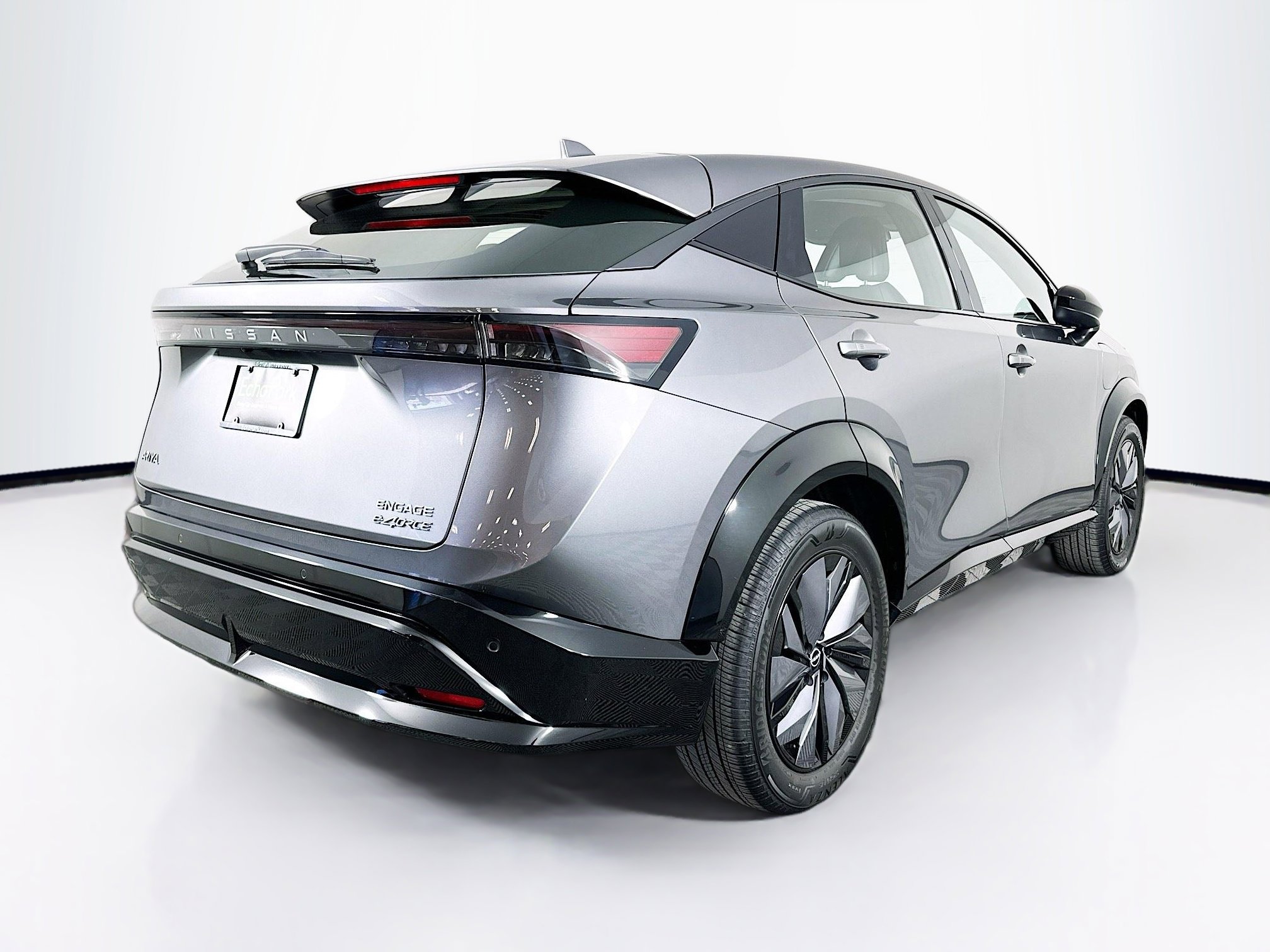 Used 2023 Nissan Ariya AWD image 9