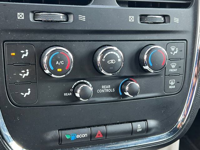 Used 2019 Dodge Grand Caravan SXT FWD image 23