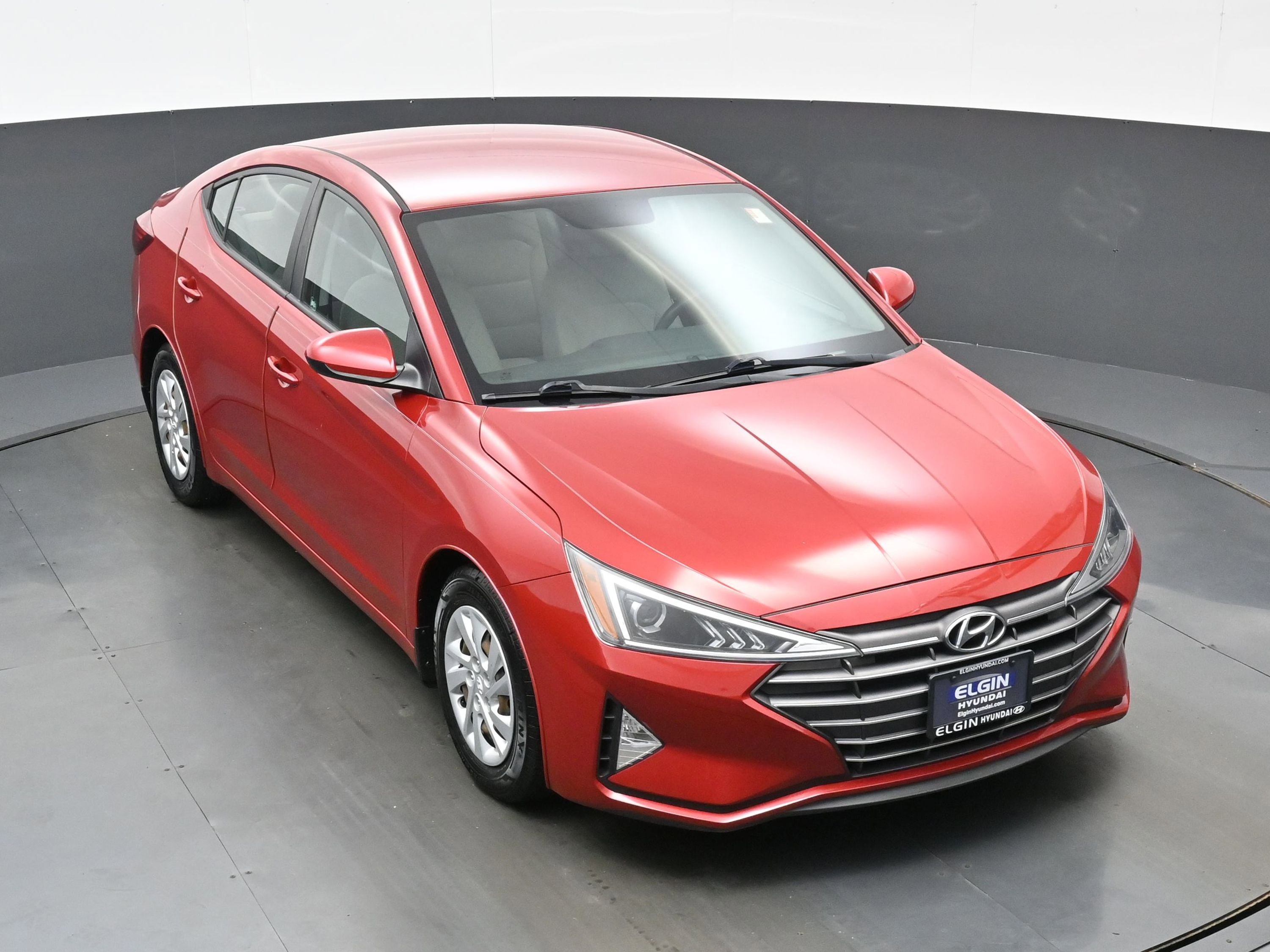 Used 2019 Hyundai Elantra SE FWD image 35