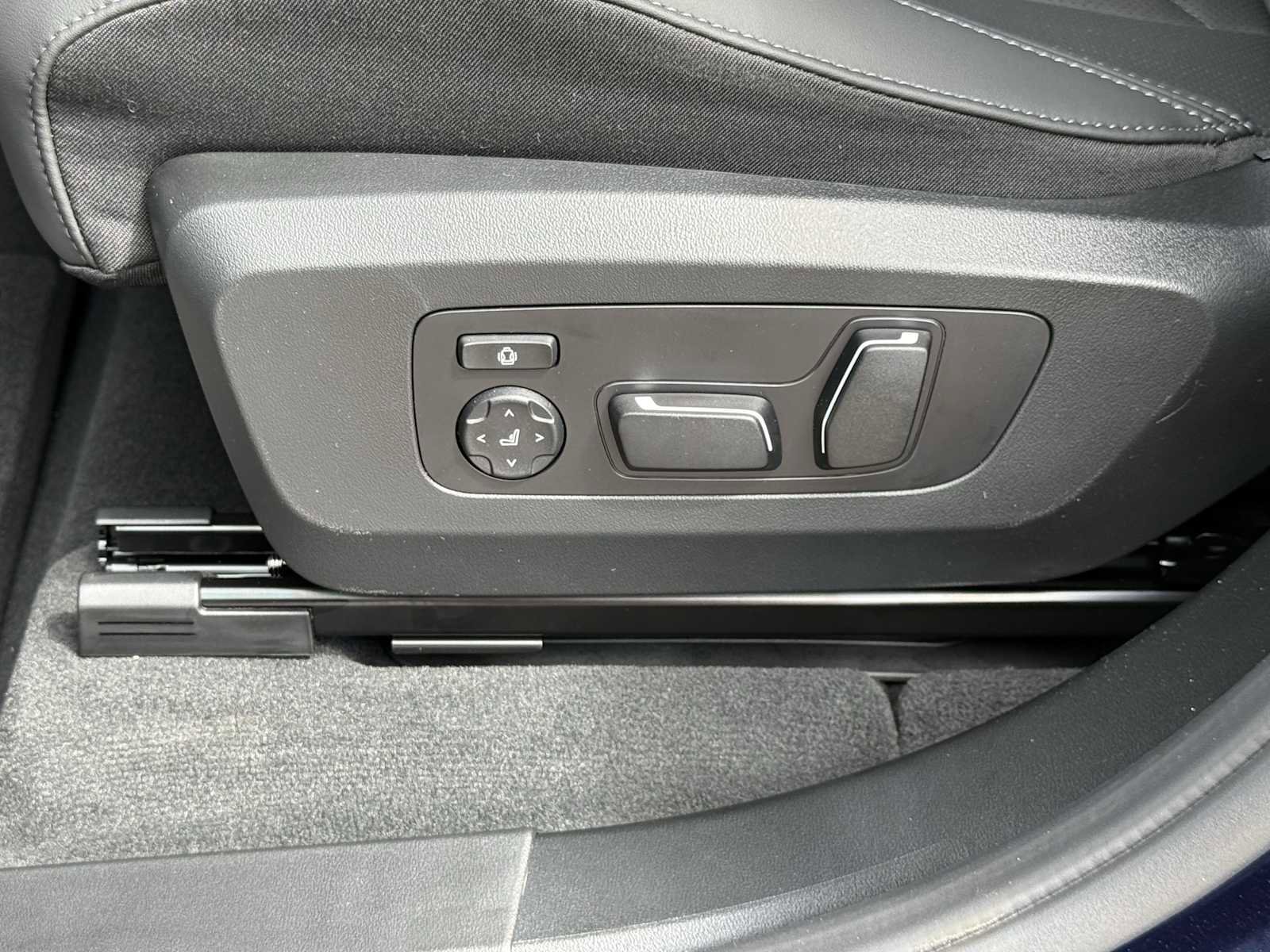 New 2026 BMW X3 xDrive30 w/ Premium Package image 11