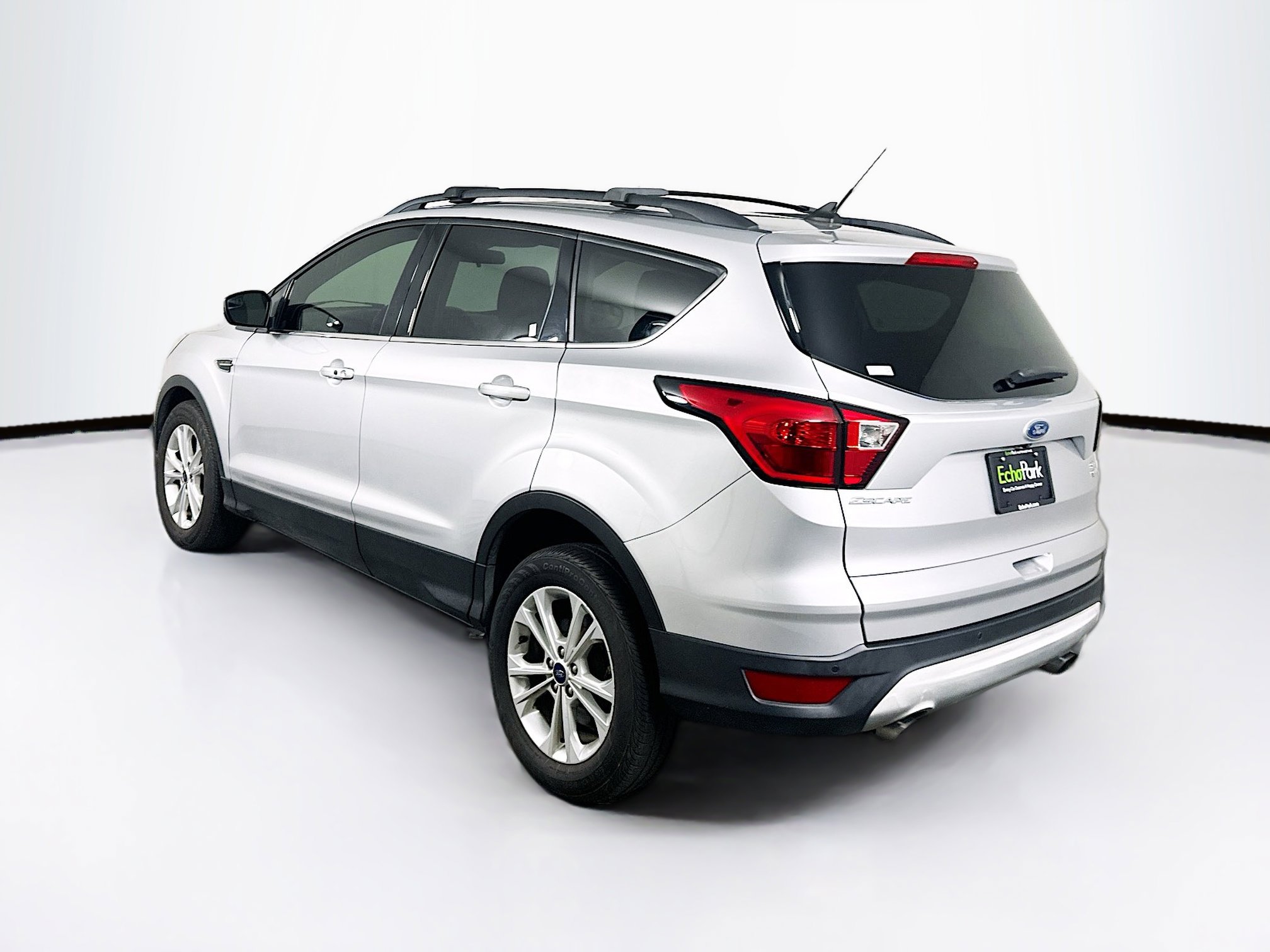 Used 2019 Ford Escape SEL image 5