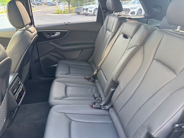 Used 2025 Audi Q7 3.0T Premium Plus w/ Premium Plus Package AWD/4WD image 13
